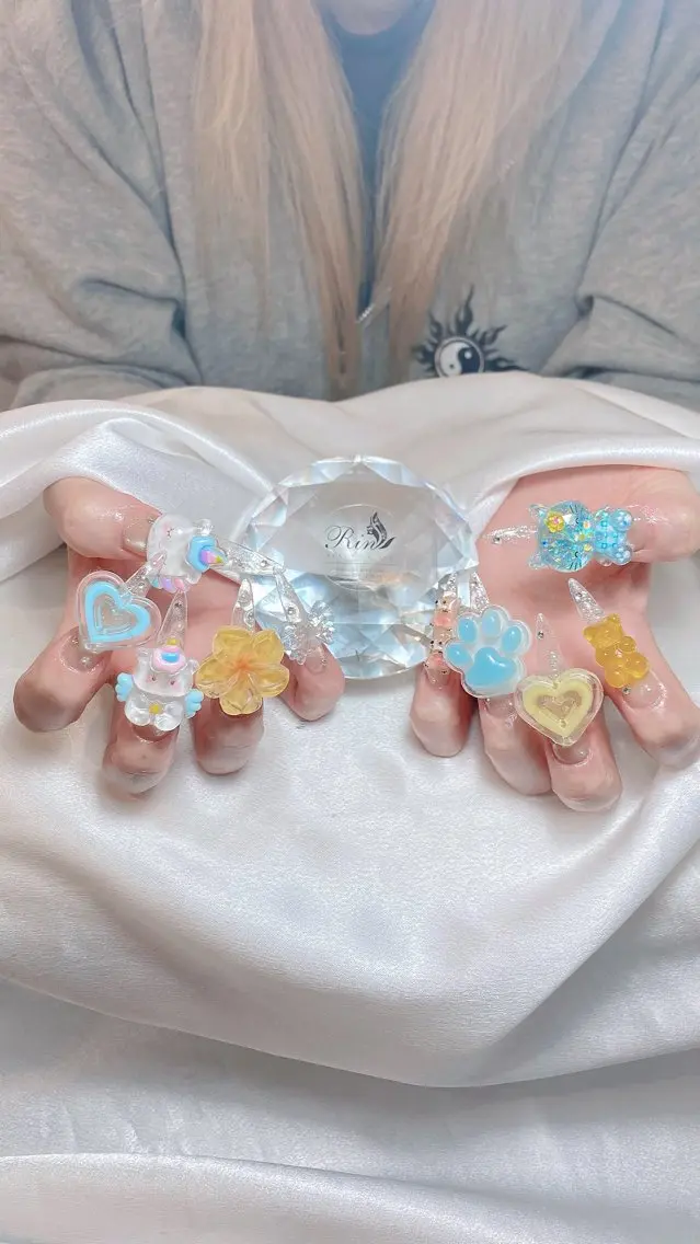 ネイル リンネイルサロン Rinのネイルデザイン