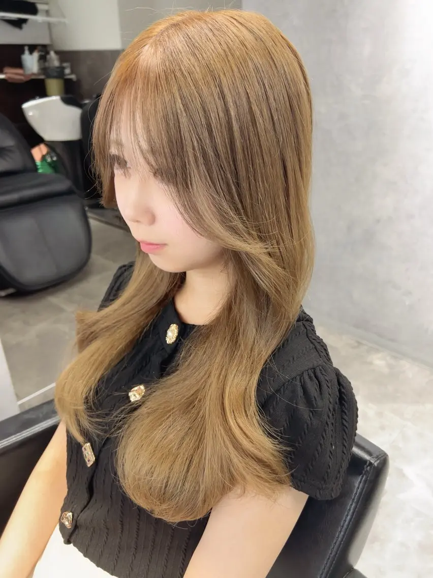 ロング カラー ベージュカラー ブラウンカラー 顔周りカット レイヤーカット 透明感/レイヤー 🇰🇷tomonaのヘアスタイル