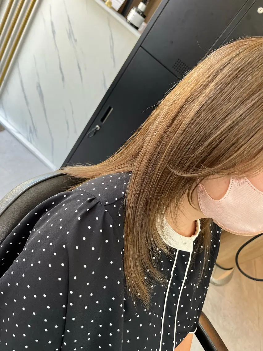 セミロング カラー 顔まわりレイヤー 顔周りカット レイヤーカット カット ヘアカラー トリートメント okuda yuukiのヘアスタイル