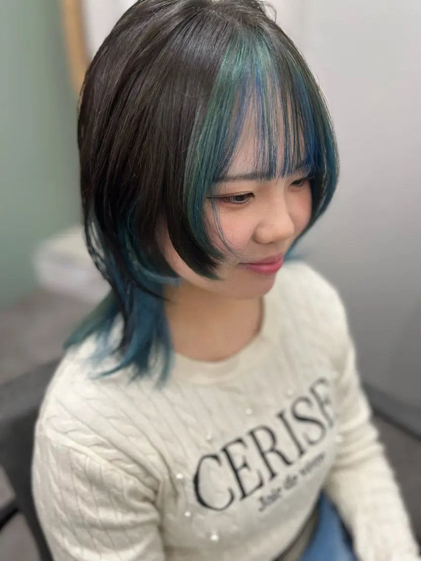 ミディアム カット ヘアカラー 下野 悠也のヘアスタイル