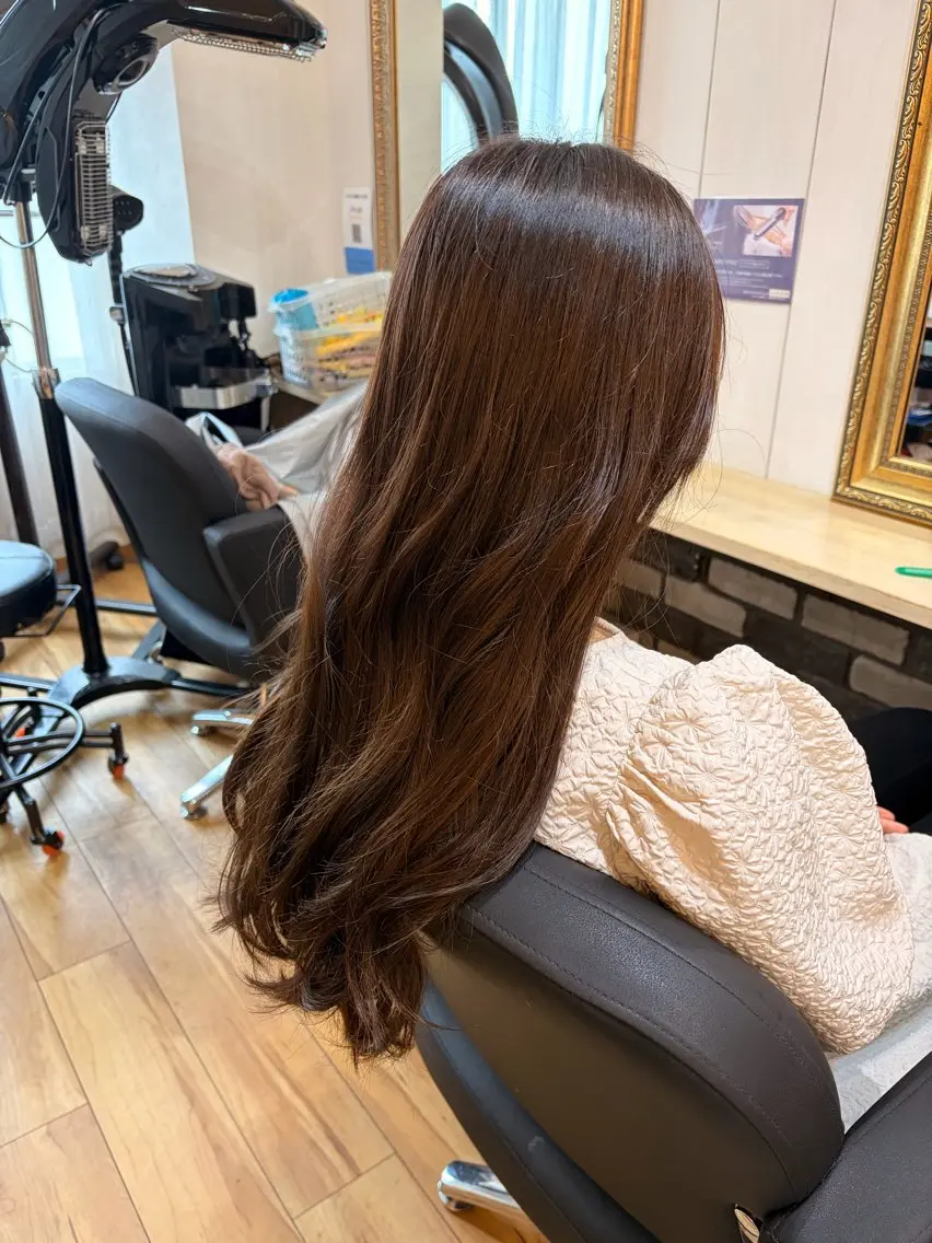 ロング カラー ヘアカラー ハイトーンカラー cecil kokiのヘアスタイル