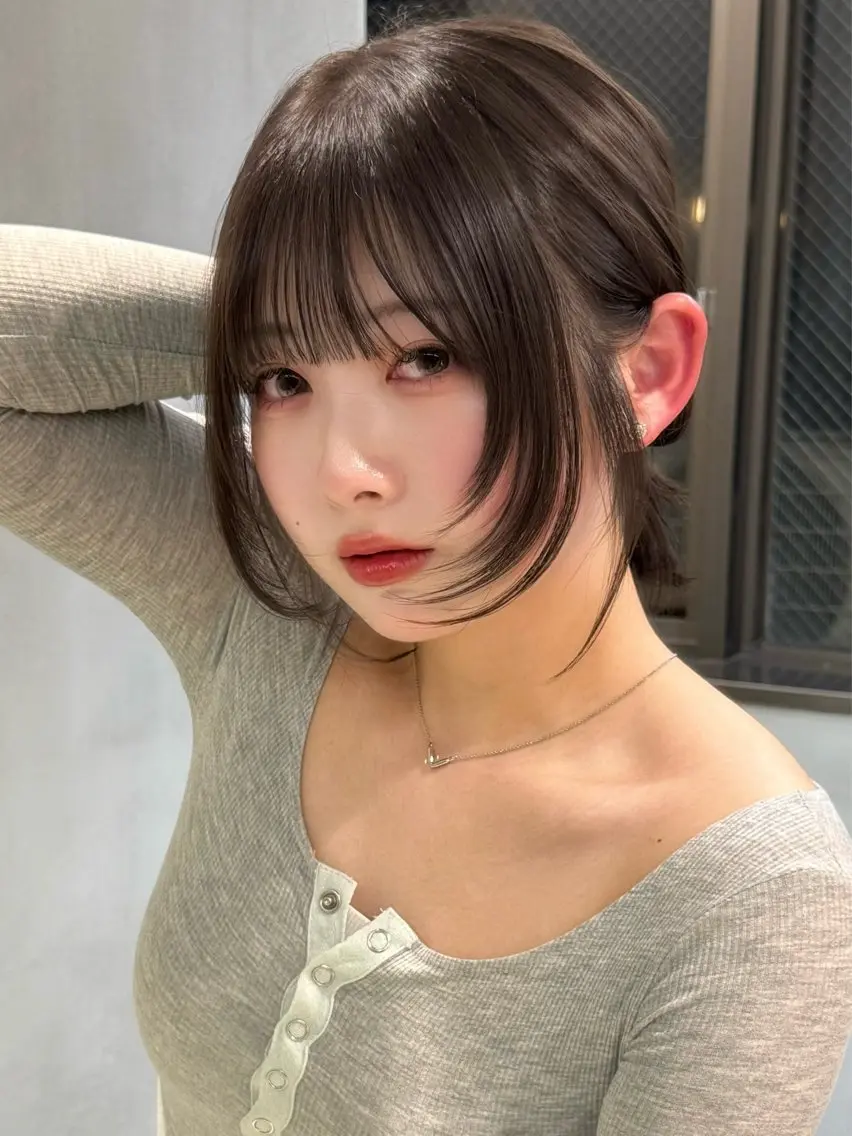 ショート カラー ブリーチ ダブルカラー ブリーチなしカラー 顔まわりレイヤー 髪質改善 カット ヘアカラー 縮毛矯正 トリートメント 大宮レイヤーカット ハッシュ　柏崎颯刀のヘアスタイル