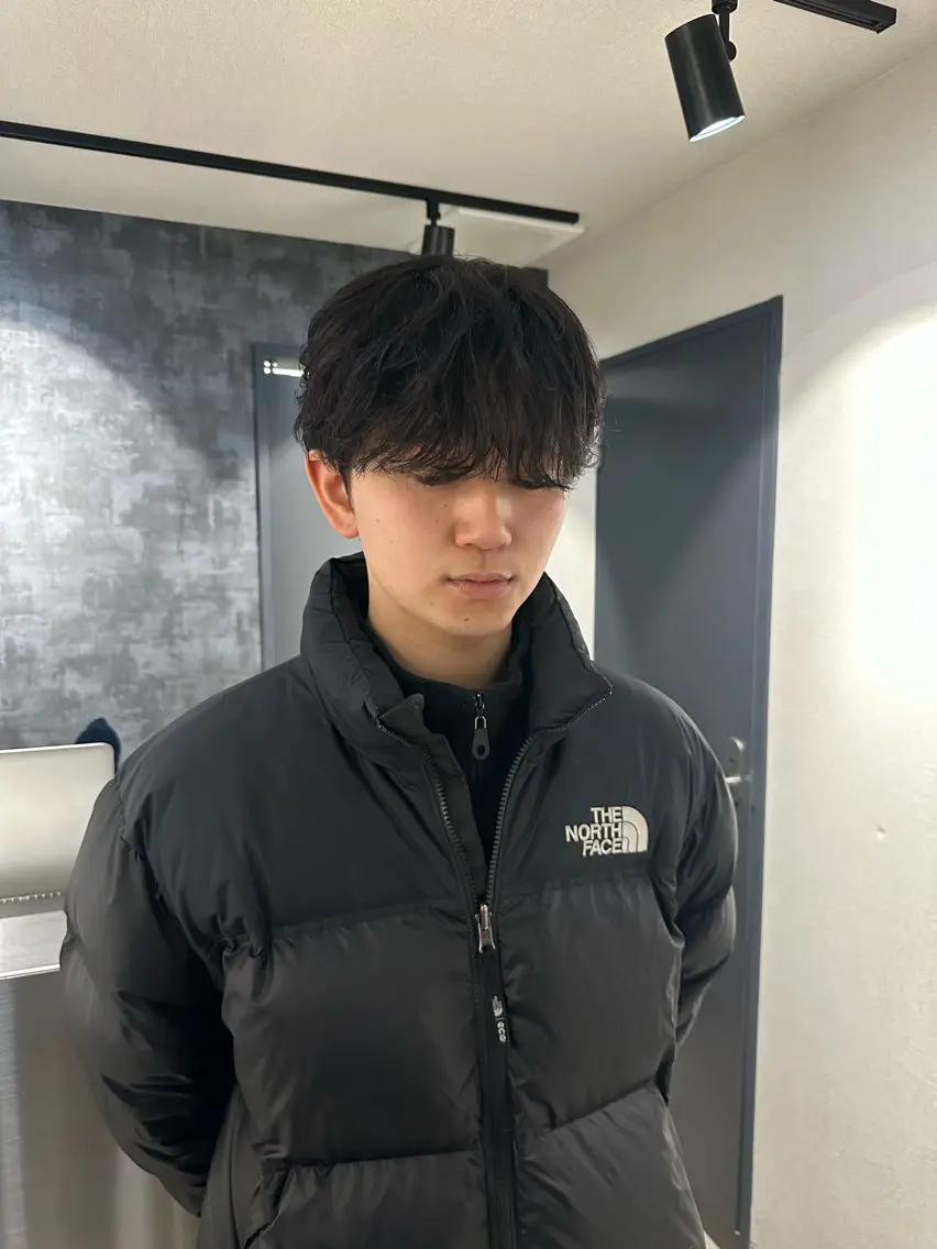 ミディアム パーマ メンズ カット パーマ 💈原宿指名No.1 センターパート💈のヘアスタイル