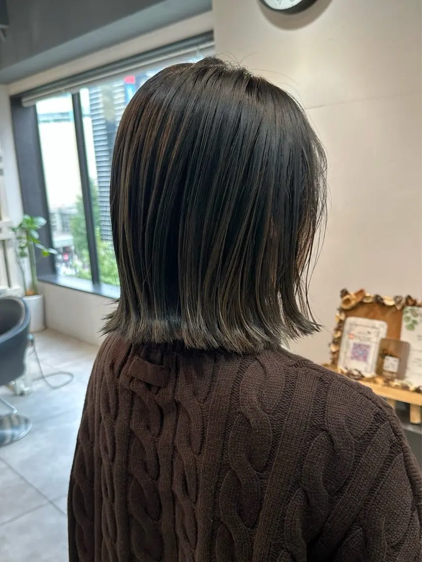 ミディアム カラー カット ヘアカラー トリートメント 透明感カラー/ボブ /佐藤伶のヘアスタイル