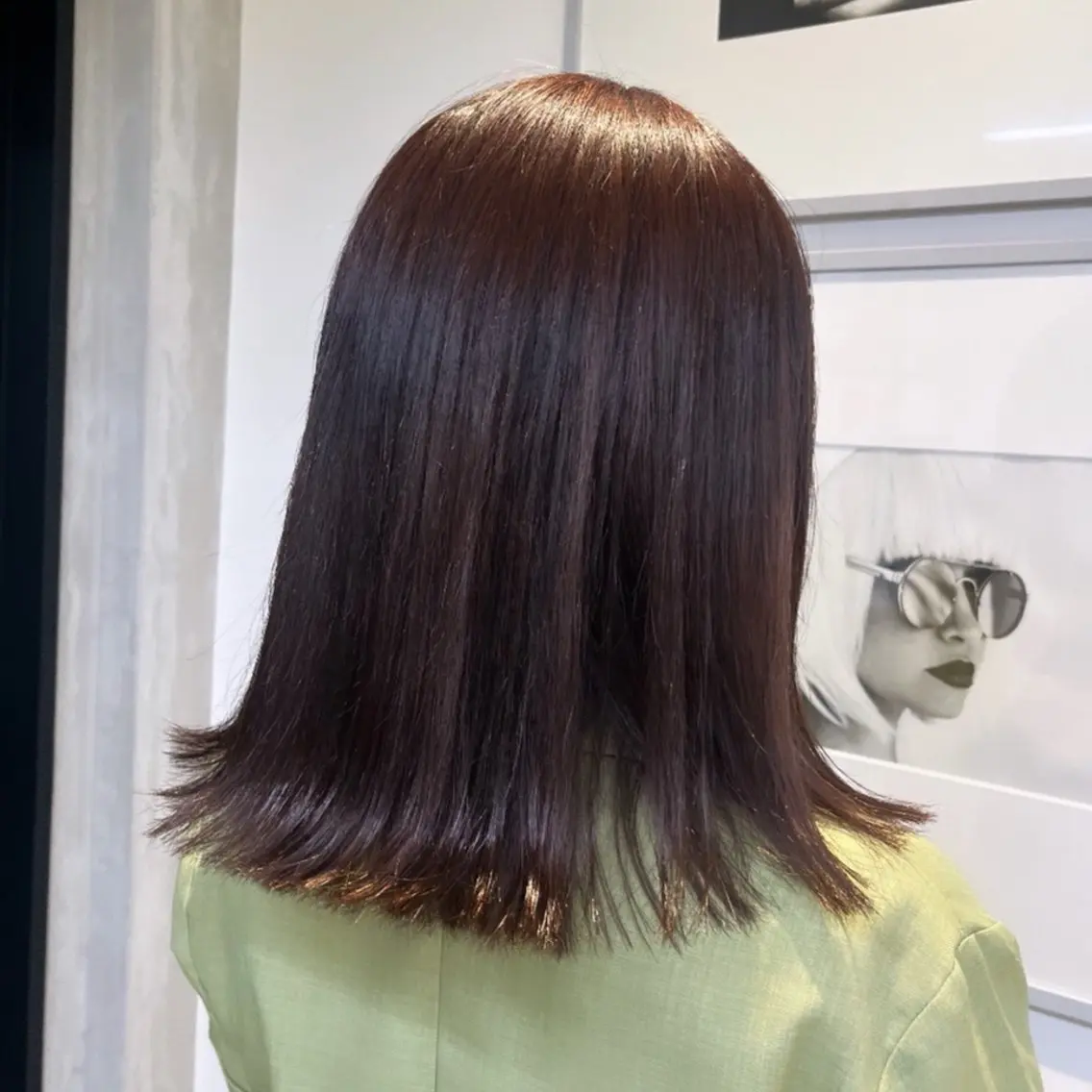 ミディアム カラー ベージュカラー ブラウンカラー ブラウンベージュ ショコラブラウン 透明感カラー ヘアカラー トリートメント ヘッドスパ ヘアセット カジュアルを女っぽく 𝗮𝘆𝗮𝗰𝗼のヘアスタイル