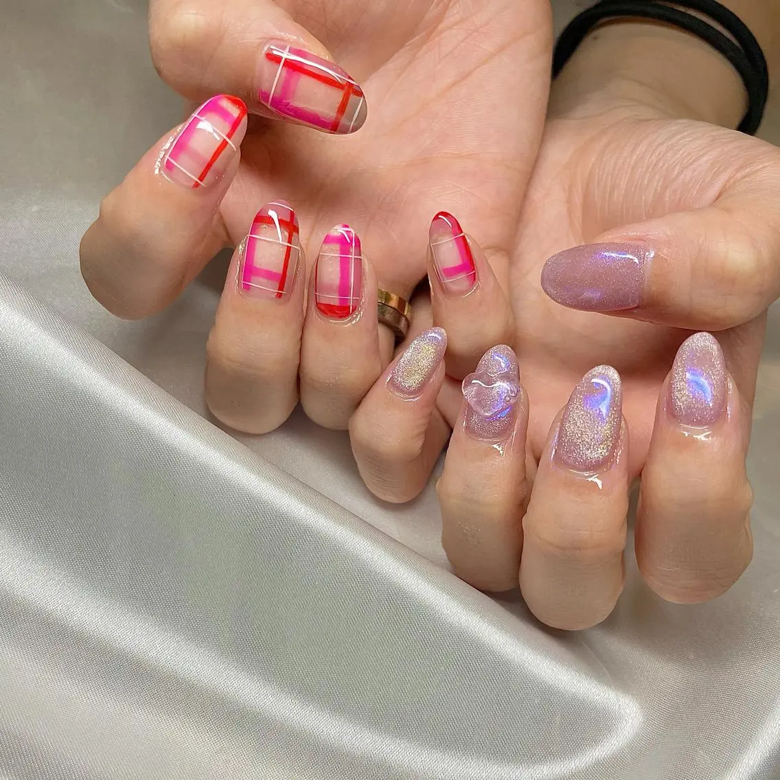 ミディアム カラー パーマ ヘアアレンジ メンズ キッズ ネイル マツエク・マツパ オーロラネイル クリアネイル el. by Aoのネイルデザイン