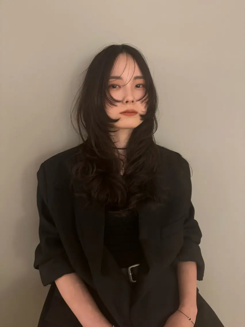 セミロング パーマ セミロングパーマ 顔まわりレイヤー 韓国風ヘア レイヤーカット デジタルパーマ カット パーマ トリートメント 岡崎パーマ noiのヘアスタイル