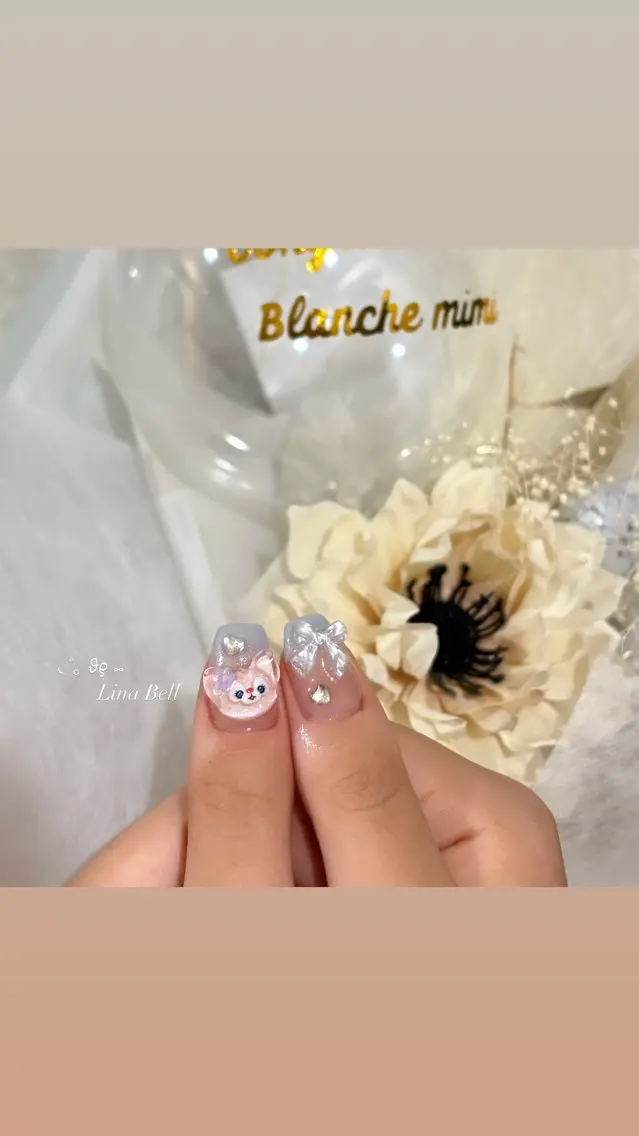 ネイル ハンドネイル Blanche mimi.u_aのネイルデザイン