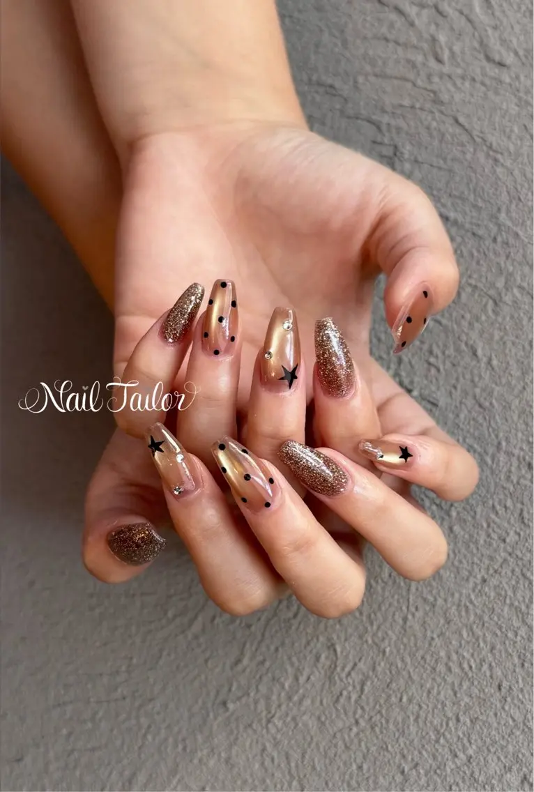 ネイル ドット 長さ出し フラッシュネイル キラキラネイル マグネットネイル ハンドネイル NailTailor ネイルテイラーのネイルデザイン