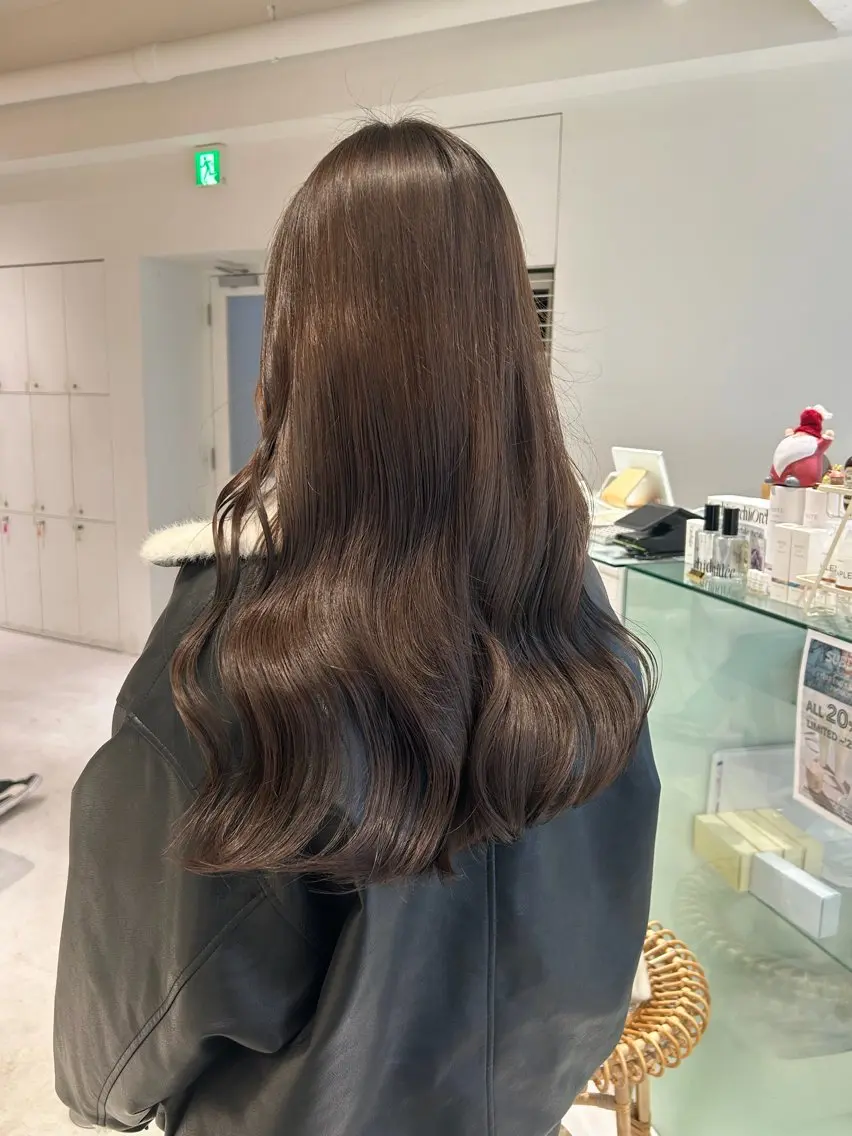 セミロング ヘアカラー 透明感カラー✮*｡ﾟ ayunaのヘアスタイル