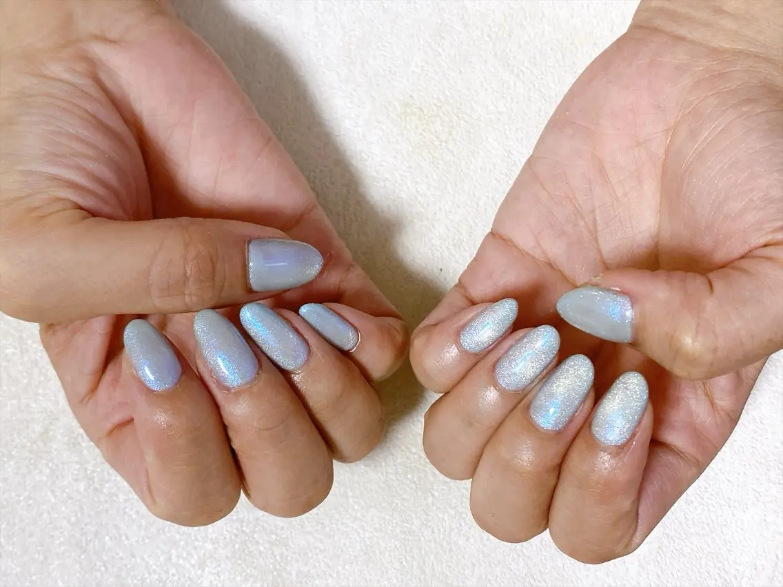 ネイル オーロラネイル フットネイル フレンチネイル ジェルネイル キラキラネイル ハンドネイル mogunail &blowのネイルデザイン