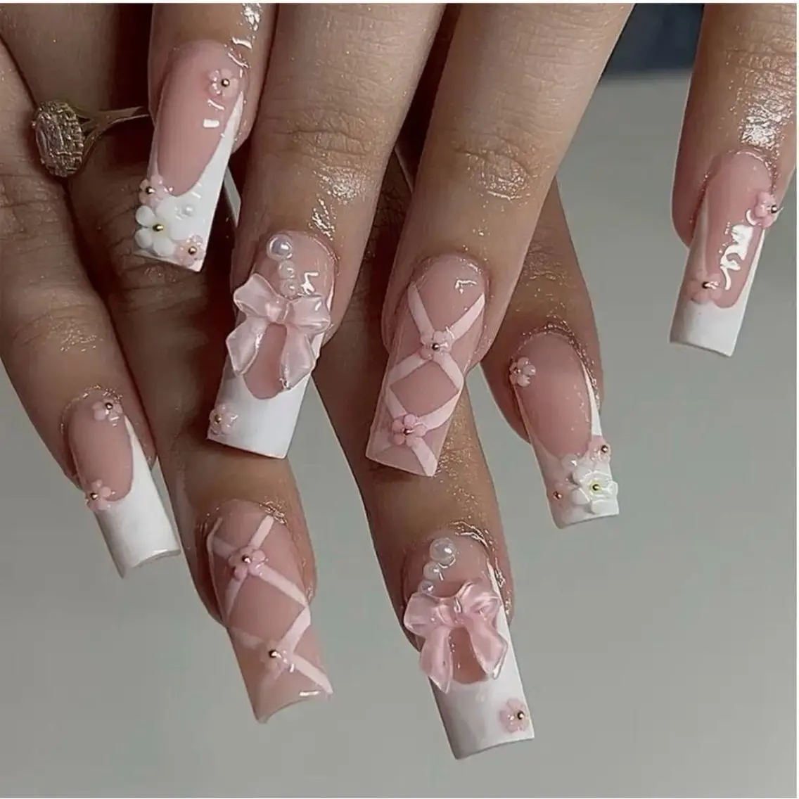 ネイル アートネイル 長さ出し ジェルネイル マグネットネイル ニュアンスネイル ハンドネイル Cloudy Chan Nailのネイルデザイン