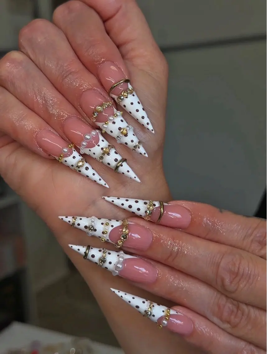 ネイル ハンドネイル Rina Mika Nailsのネイルデザイン