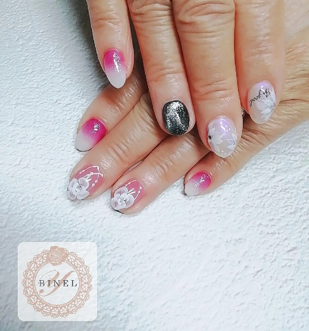 ネイル アートネイル フラワーネイル 春ネイル ハンドネイル Nail Salon Y.BINELのネイルデザイン