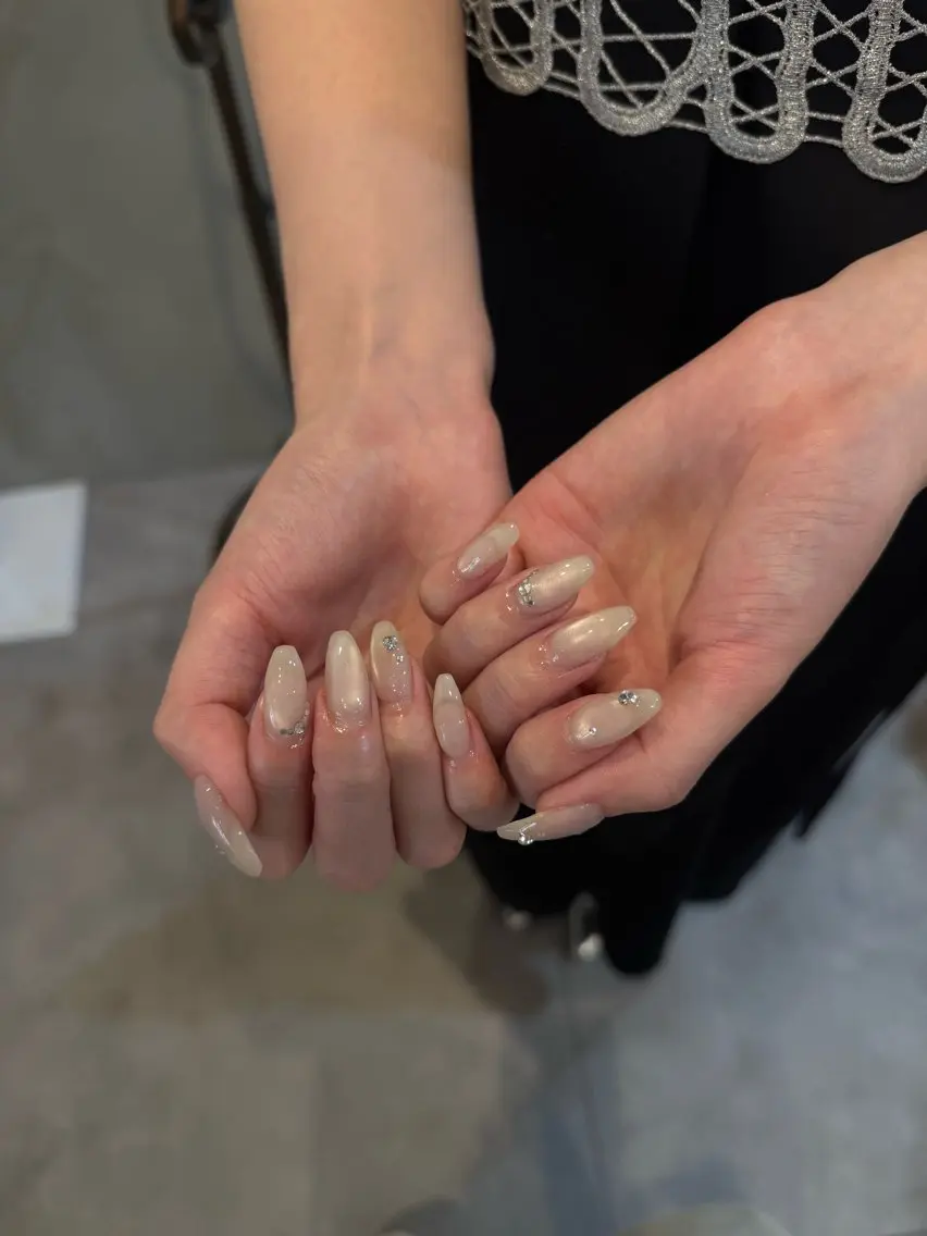 ネイル ラメ(グリッター) マグネットネイル シンプルネイル ワンホンネイル ハンドネイル 🧁eye/nail /Nagomi♡🧁のマツエク・マツパデザイン