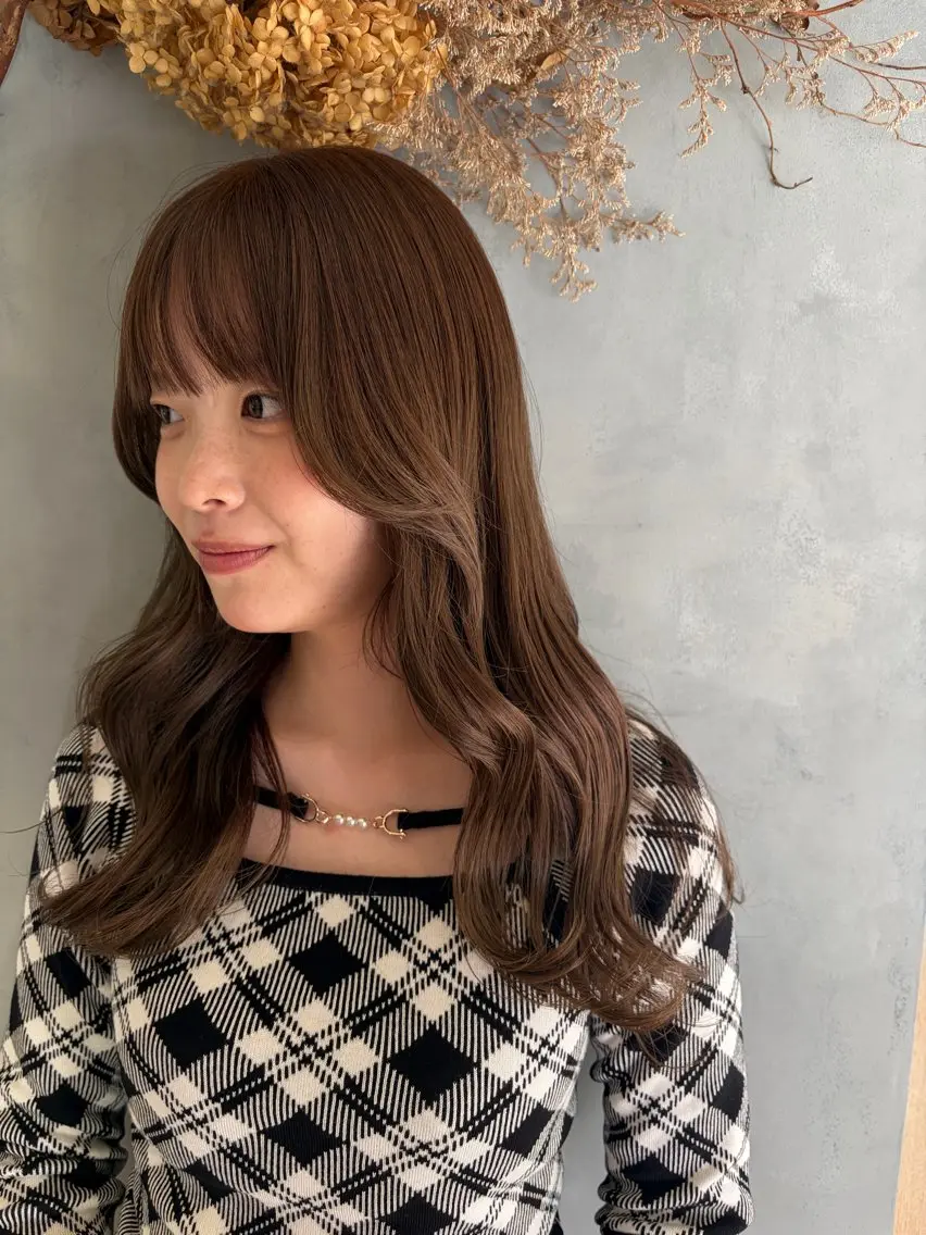 ロング ヘアカラー トリートメント アイナ ROCCOのヘアスタイル