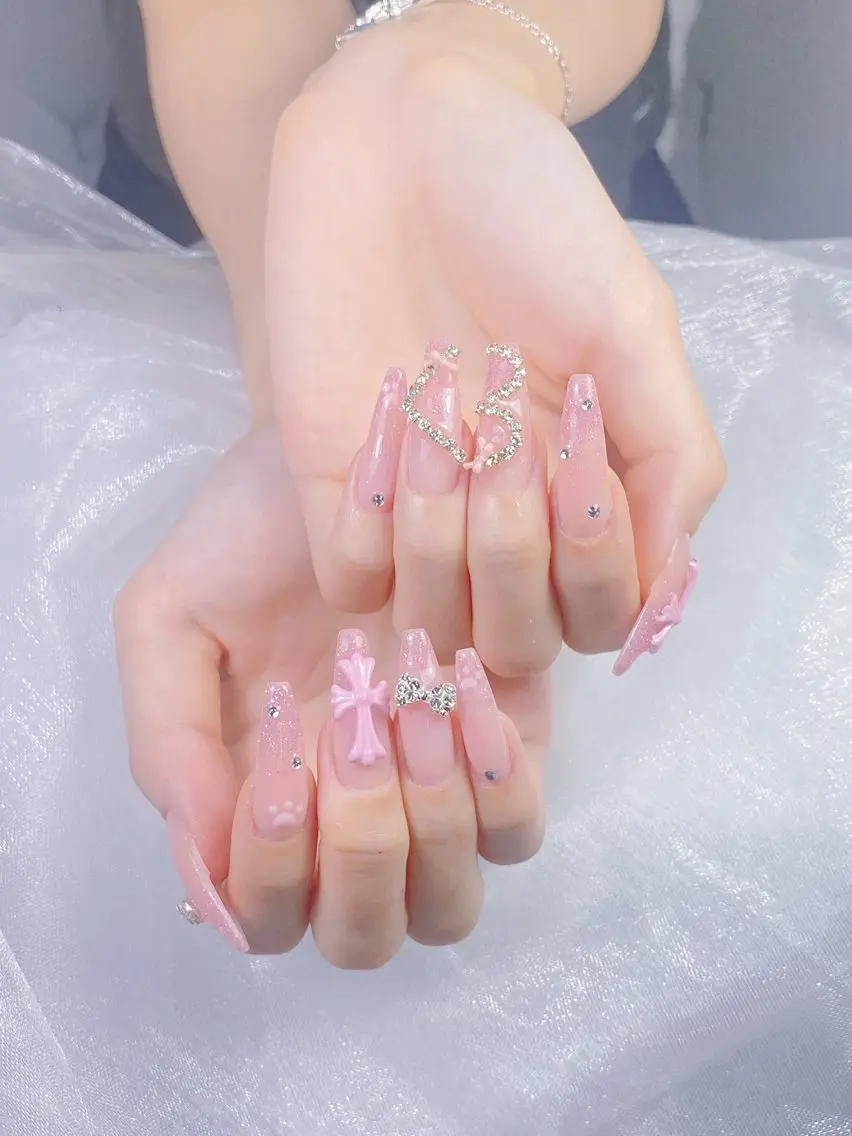 ネイル 成人式 韓国ネイル ロングネイル マグネットネイル 大理石ネイル(マーブル) ハンドネイル Sanie Salonのネイルデザイン