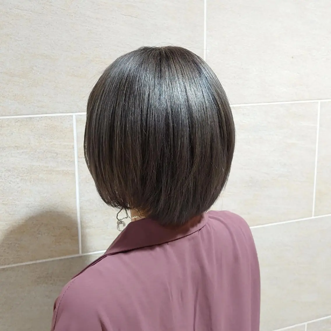 カラー ショート ブリーチ グレージュ 宮本  星羅のヘアスタイル