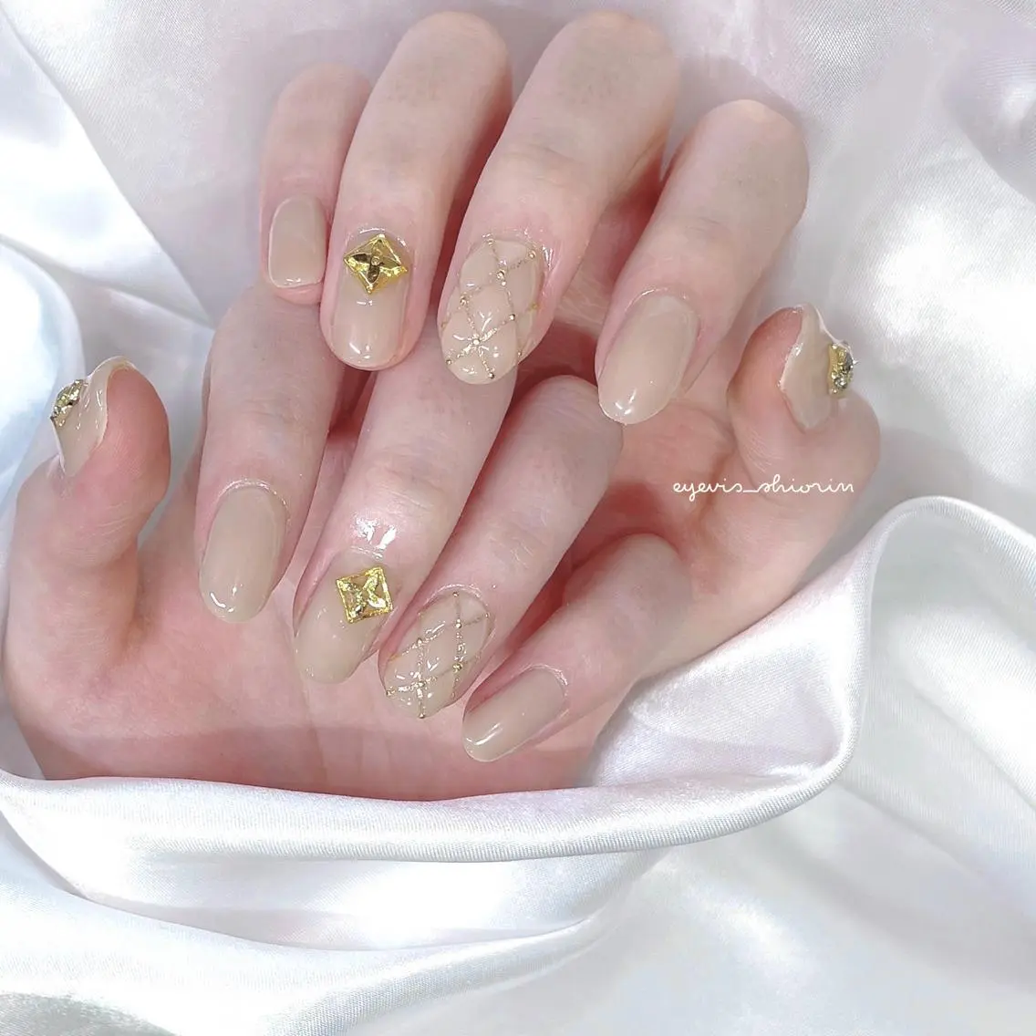 ネイル 持ち込み ROWnail Shioneのネイルデザイン