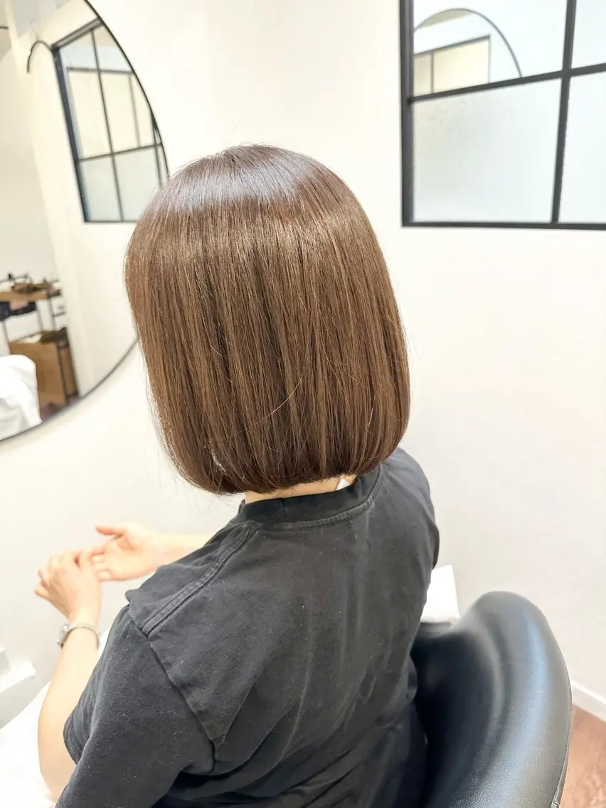 カット+縮毛矯正+トリートメントの写真