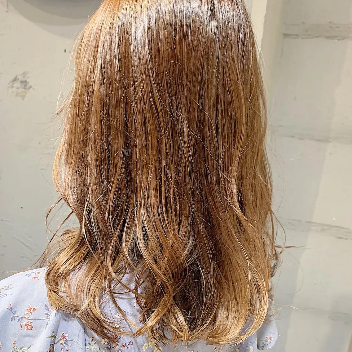 ミディアム カラー ベージュカラー ハイライトカラー ハイライト ハイライト／レイヤー 木下翔太のヘアスタイル