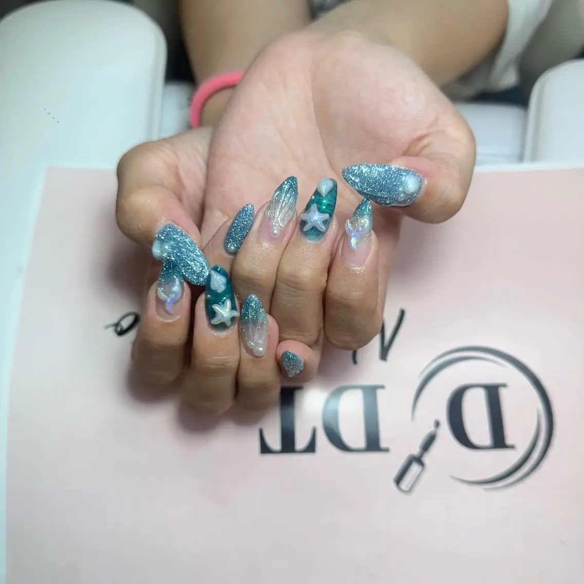 ネイル ハンドネイル DT nailのネイルデザイン