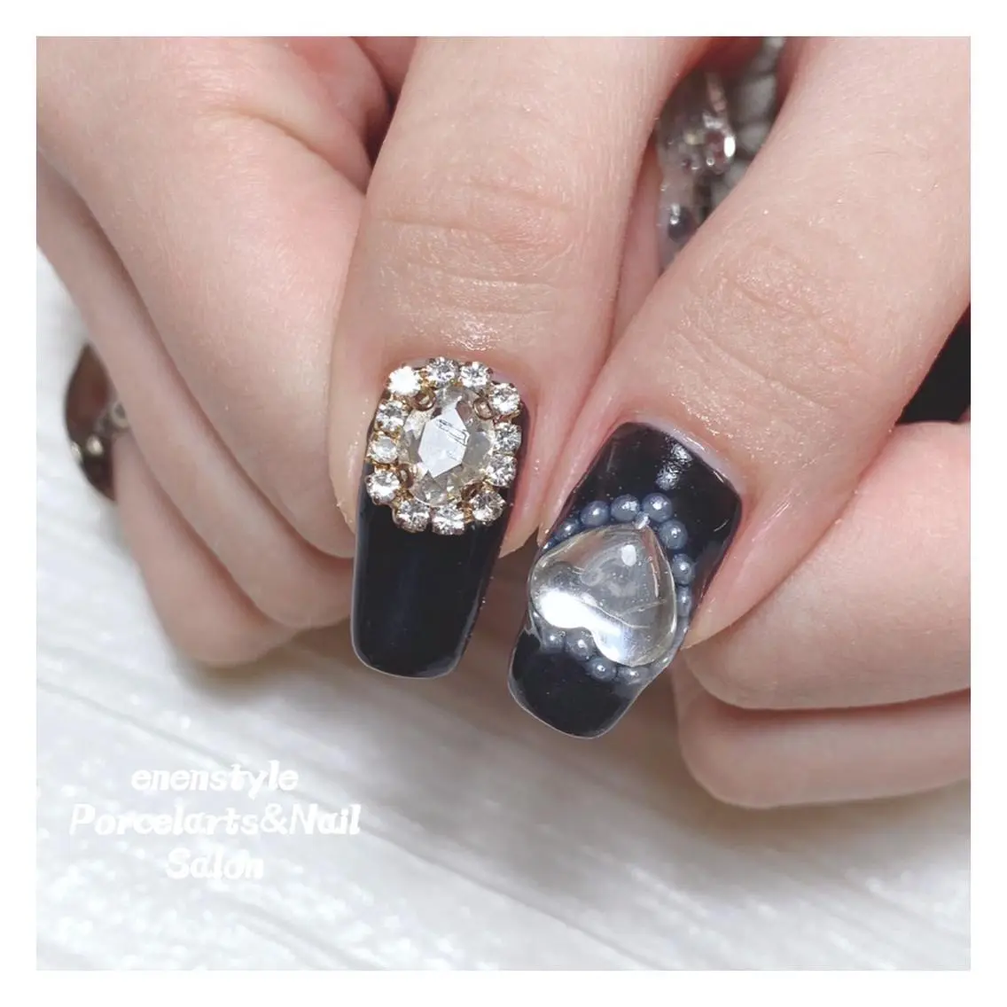 ミディアム ネイル 🐾enen style 🐾のネイルデザイン