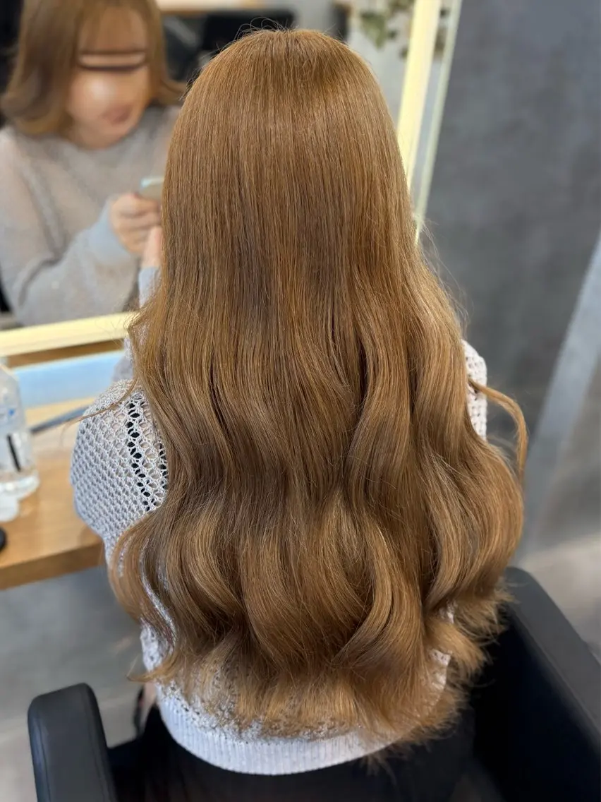 ロング ヘアアレンジ ヘアカラー トリートメント ヘアセット ダメージレスカラー 🩵HIYO🩵のヘアスタイル