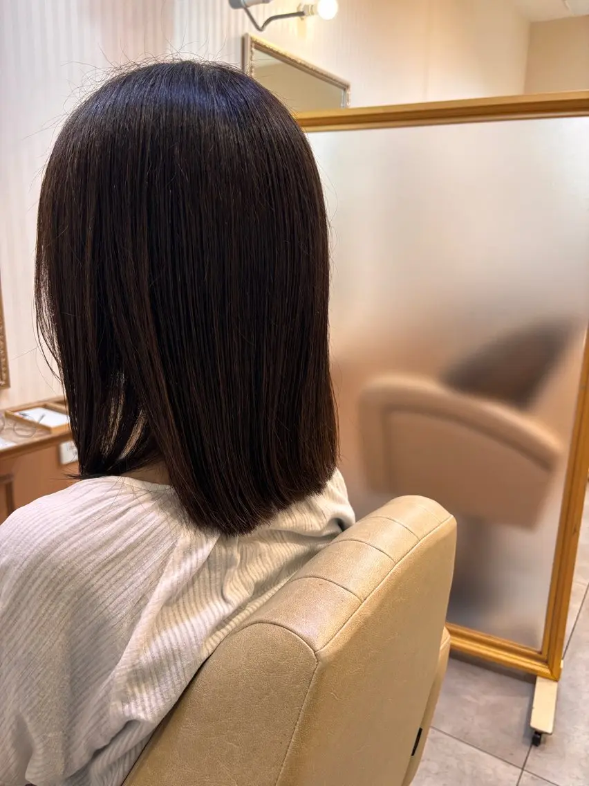 ミディアム 山田 愛のヘアスタイル