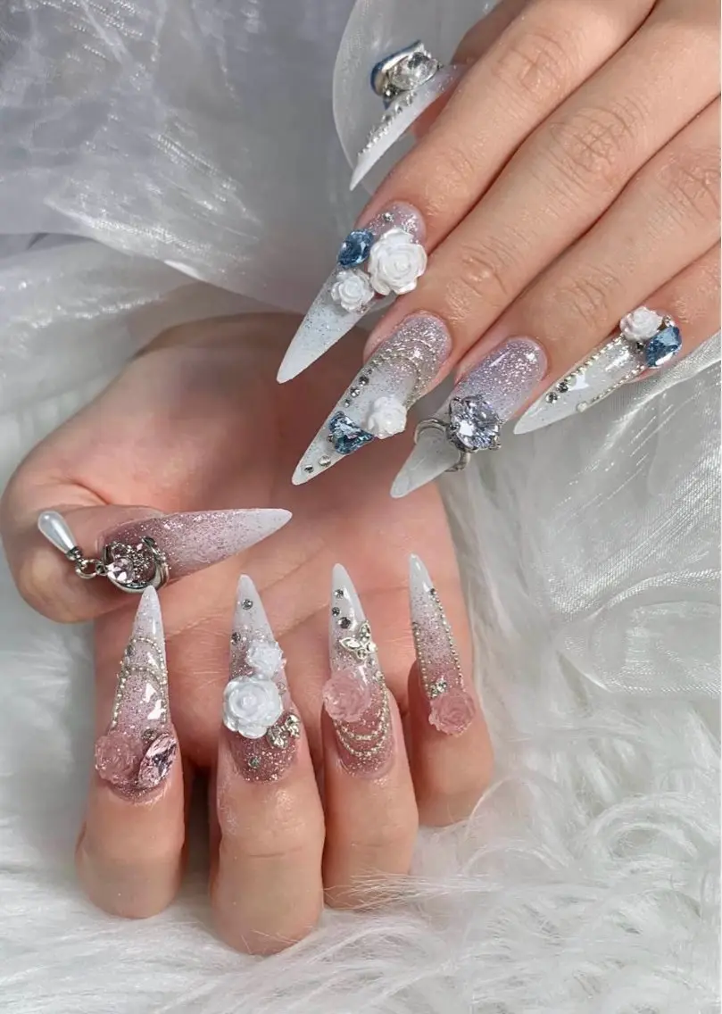 ネイル ハンドネイル Rinaky Amee Nailのネイルデザイン