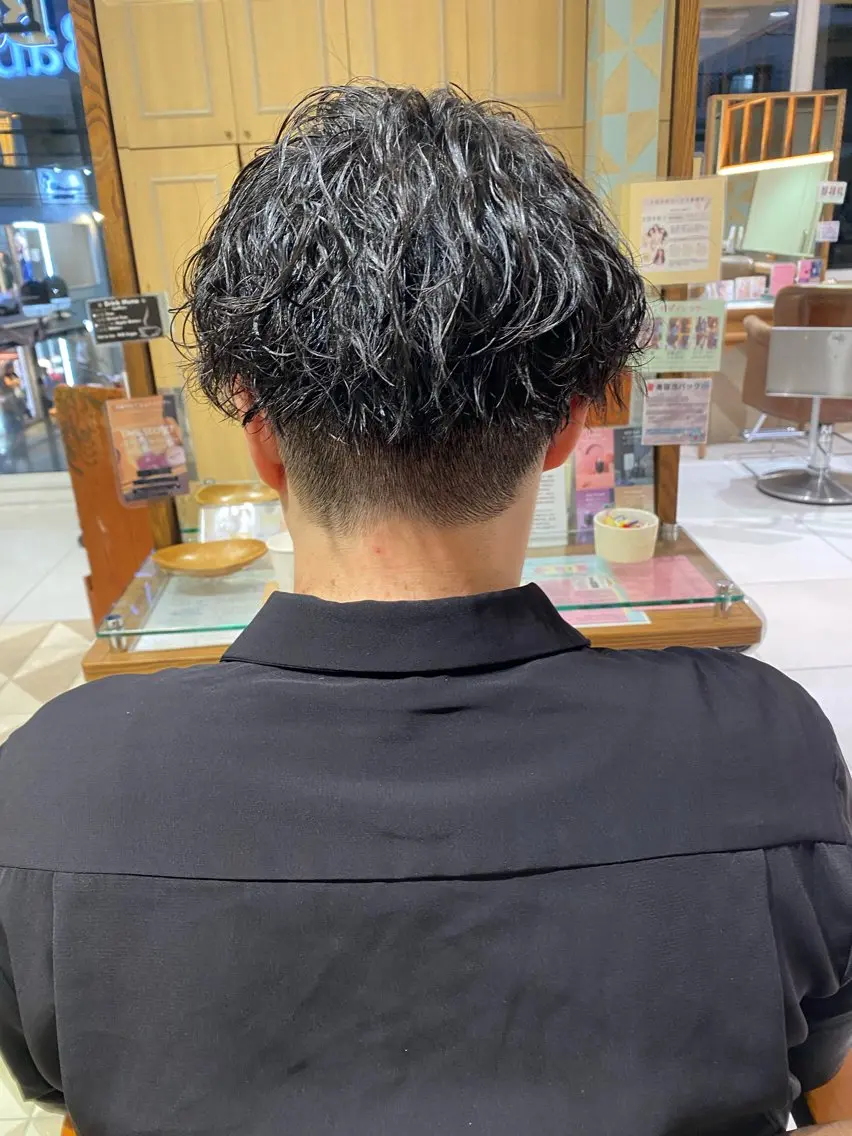 カラー パーマ ヘアアレンジ メンズ カット パーマ メンズパーマの巨匠 鈴木純のヘアスタイル