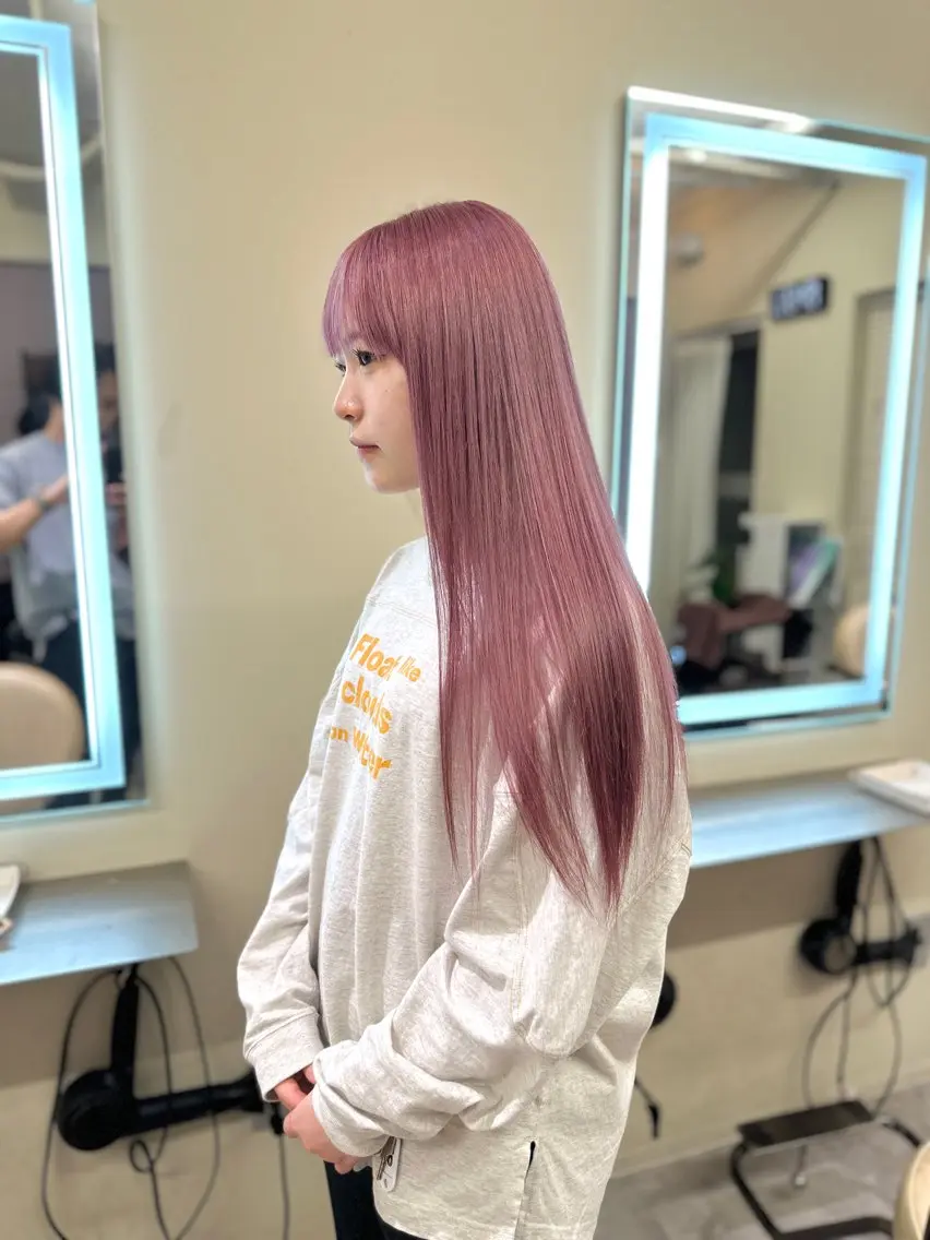 ✨ケアブリーチカラー+カット✨aujuaブリーチ毛専用Specialトリートメントの写真
