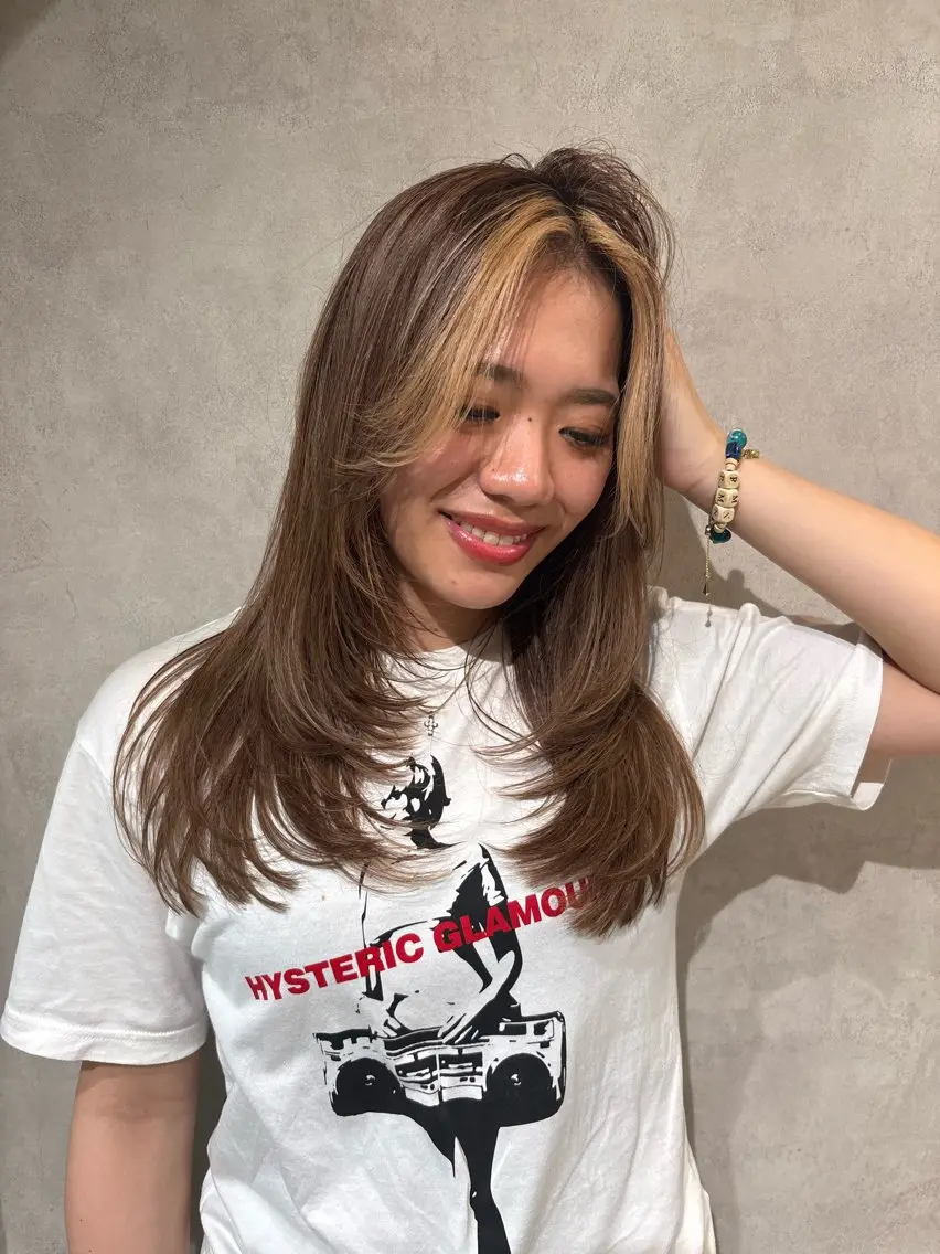 セミロング レイヤーカット カット トリートメント 透明感カラー/海外風 レイヤー/mao🗽のヘアスタイル