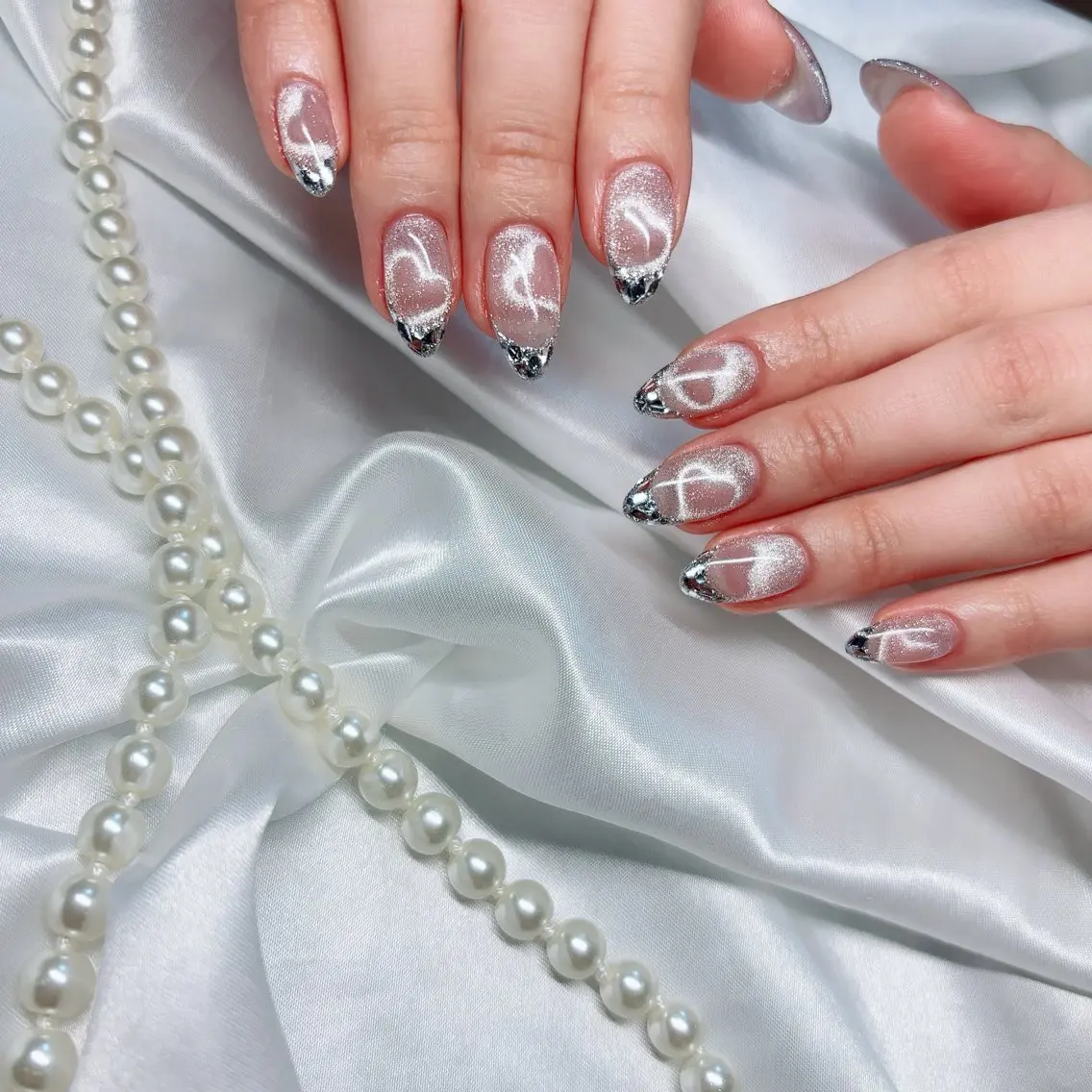 ネイル オーロラネイル フレンチネイル キラキラネイル 韓国ネイル 春ネイル Lance nailのネイルデザイン