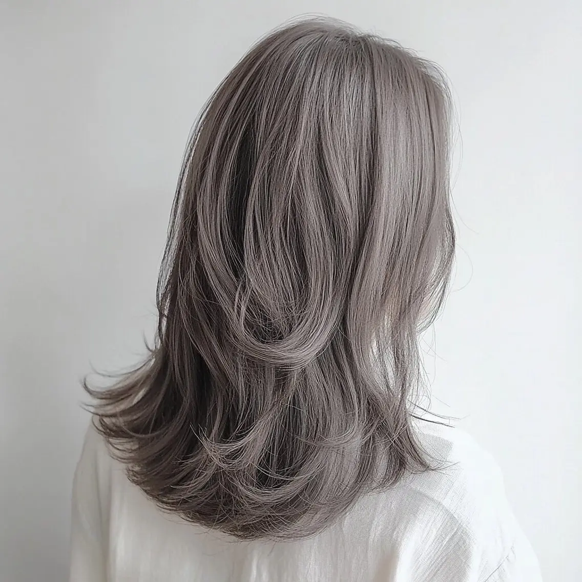 セミロング 小谷 俊祐のヘアスタイル