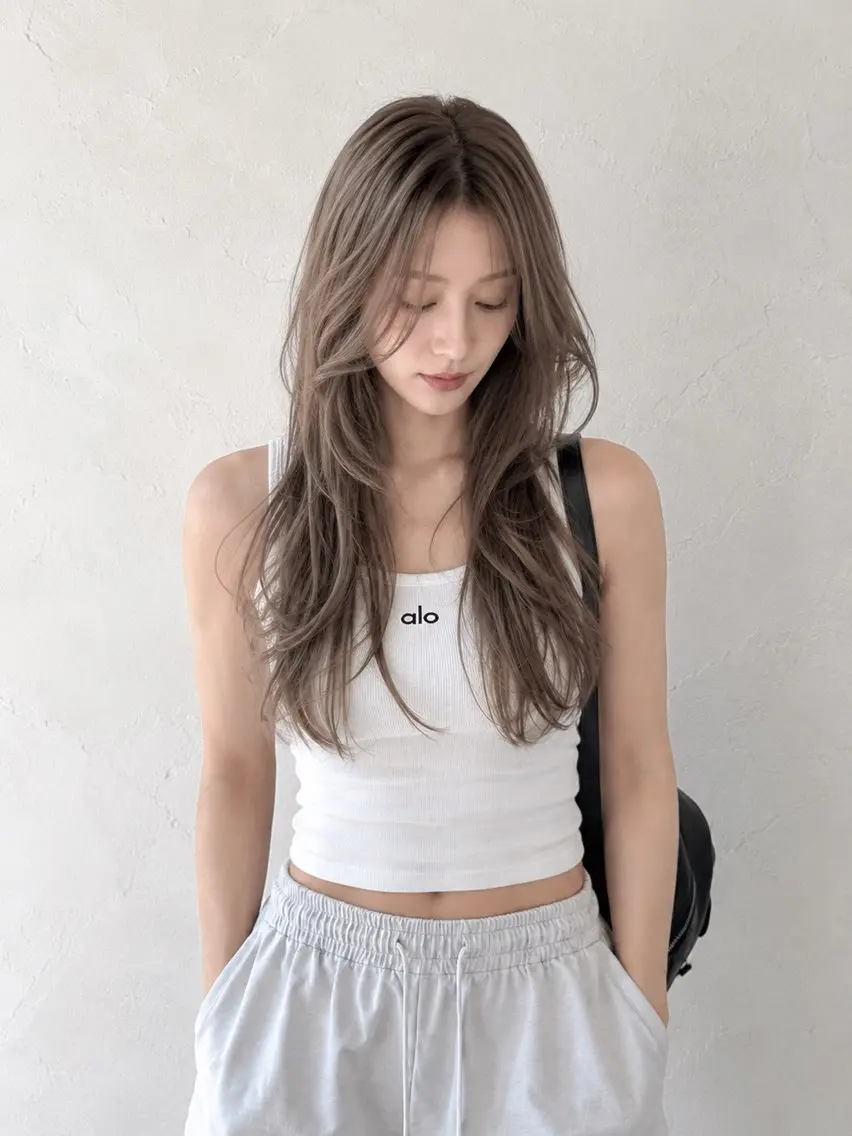 ロング カラー onono セキケイタのヘアスタイル
