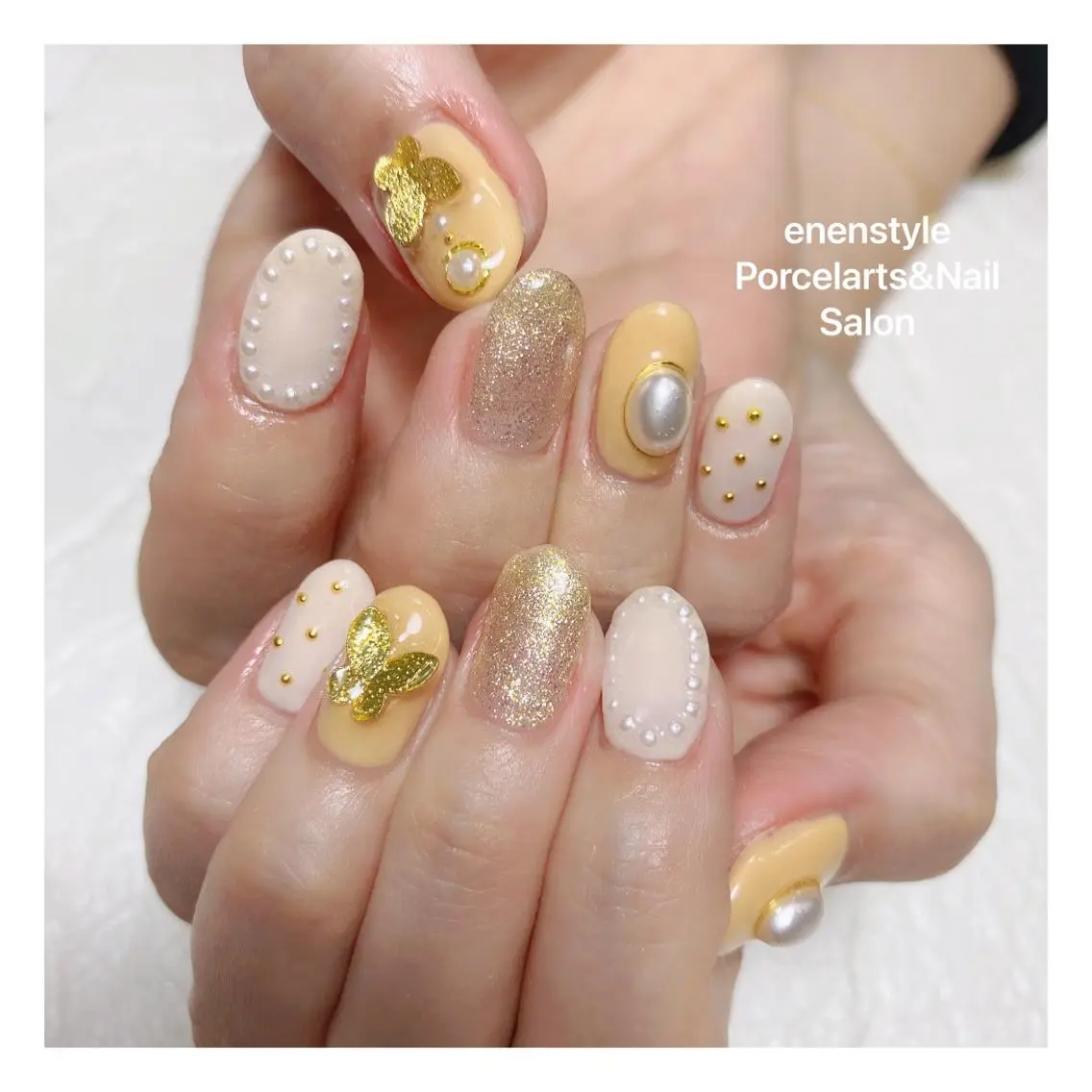 ミディアム ネイル ハンドネイル 🐾enen style 🐾のネイルデザイン