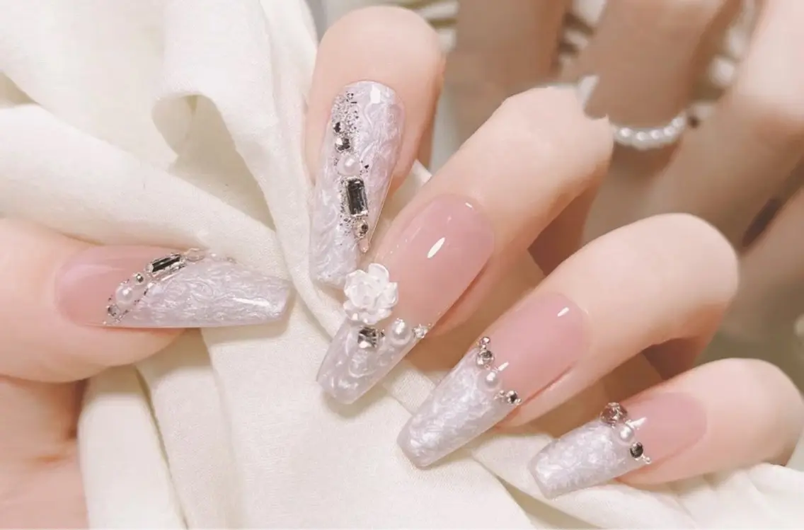 ネイル ハンドネイル Luvia Ginzaのネイルデザイン