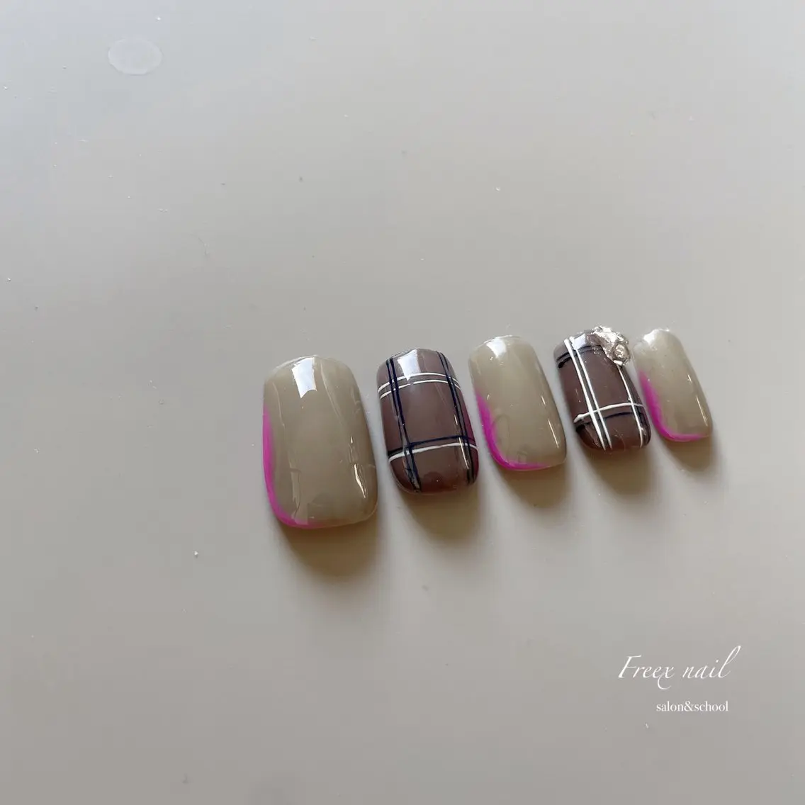 ネイル ハンドネイル ハンドケア freex nail /ニュアンス/個性派のネイルデザイン