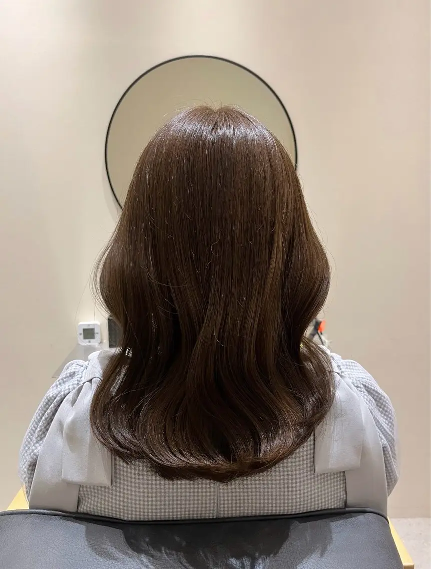 セミロング 顔周り/レイヤー カット🎀ヒラバルのヘアスタイル