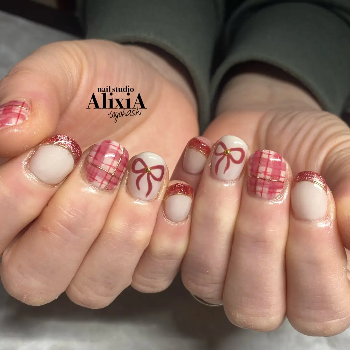 ネイル ハンドネイル AlixiA ゆみのネイルデザイン