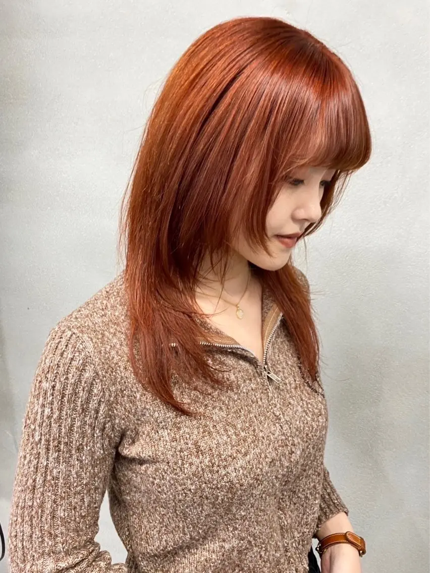 セミロング カラー ブラウンカラー デザインカラー オレンジ オレンジブラウン ボブ 柏 デザインカラー/ レイヤー🐣シオリのヘアスタイル