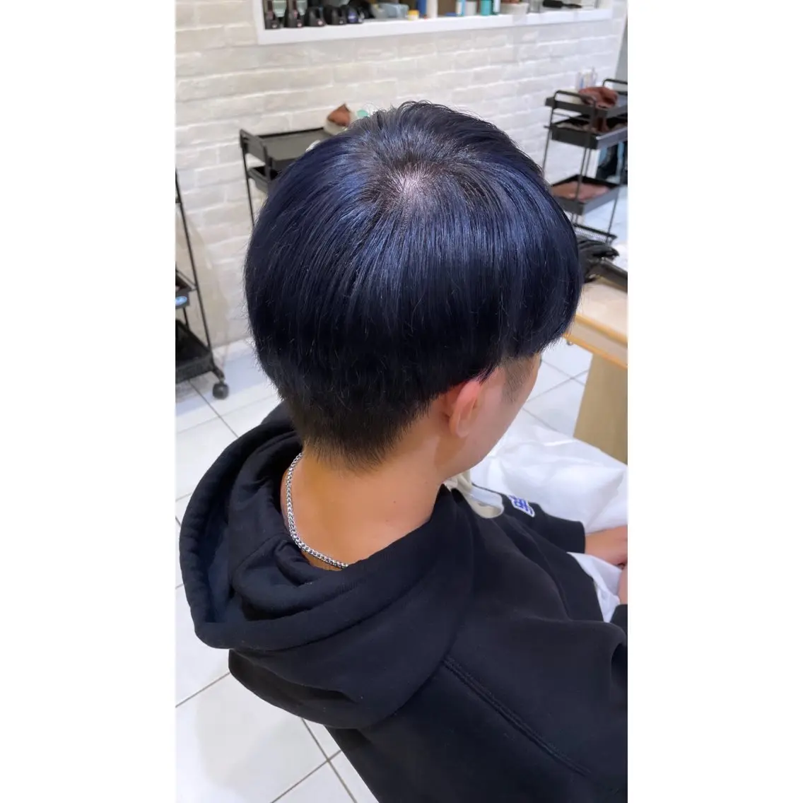 ショート カラー ヘアカラー アラキ レイナのヘアスタイル