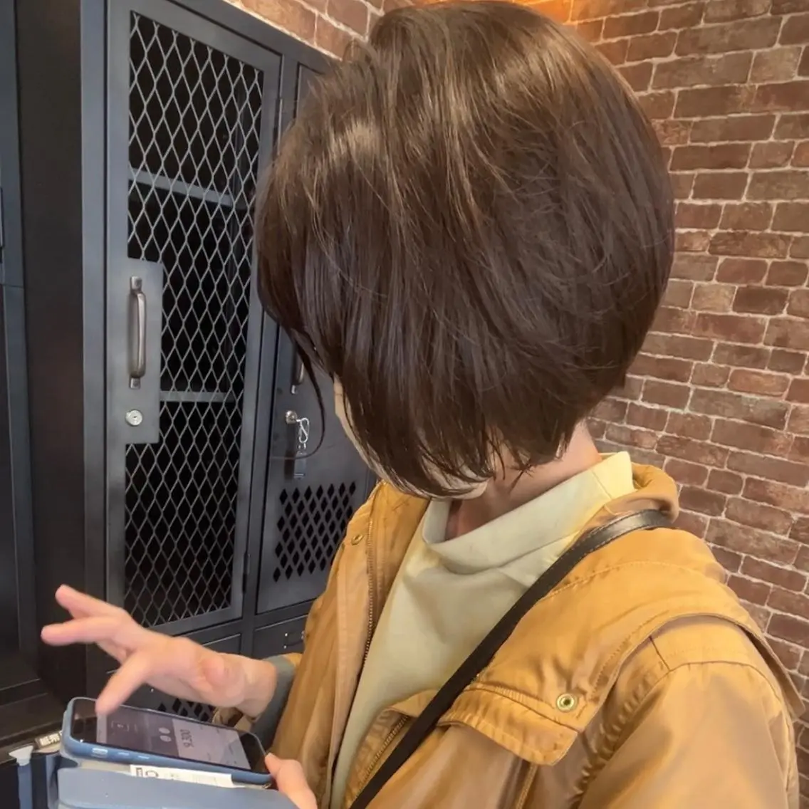 ミディアム カラー パーマ ヘアアレンジ メンズ キッズ ネイル マツエク・マツパ アイブロウ メンズブリーチ メンズハイライト メンズインナーカラー メンズ韓国風 ブリーチ 久木原 ゆりのヘアスタイル