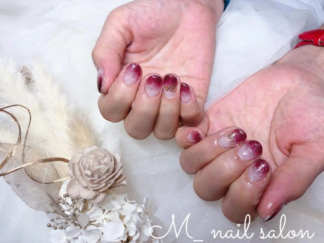 ネイル シンプルネイル M_ nail salonのネイルデザイン