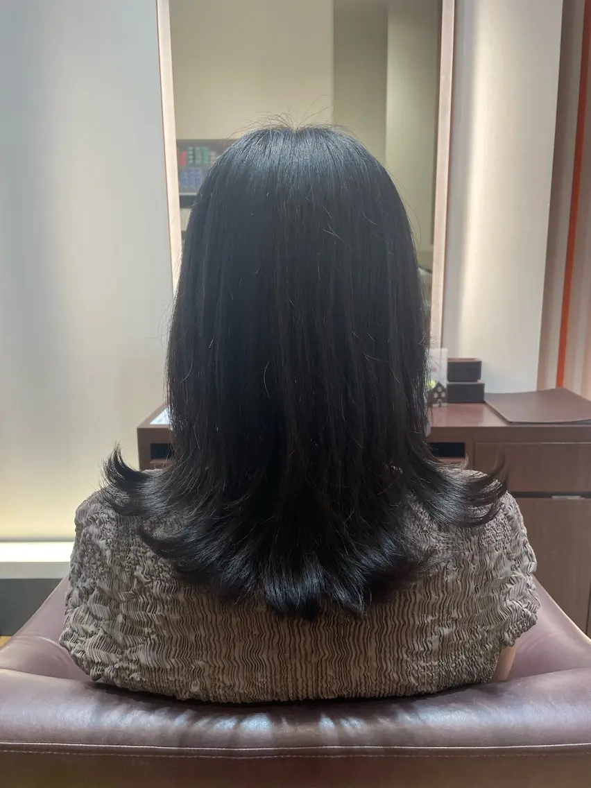 ロング 韓国風ヘア レイヤーカット 柴田 穂乃香のヘアスタイル