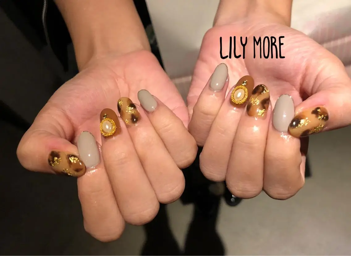 ネイル アニマル柄 Lily closetのネイルデザイン