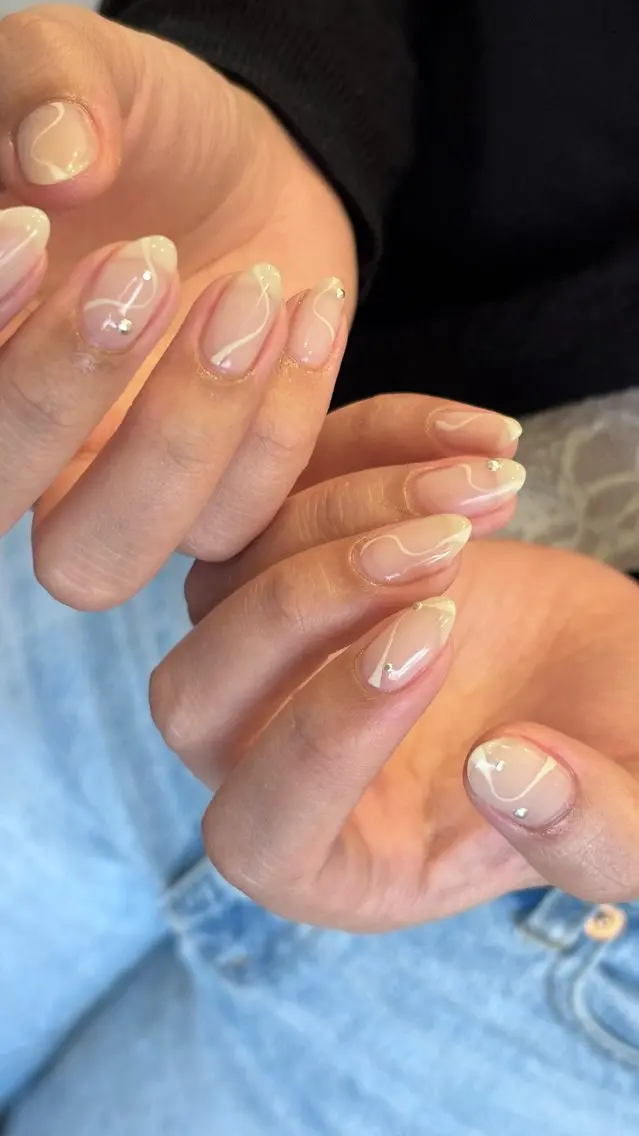 ネイル ニュアンスネイル シンプルネイル Umi Nail /Akariのネイルデザイン