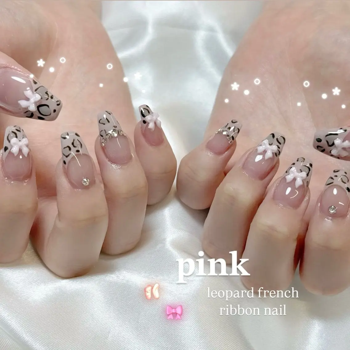 ネイル オーロラネイル ブルー フラッシュネイル フットネイル フレンチネイル 🌷yui ネイル🌷のネイルデザイン