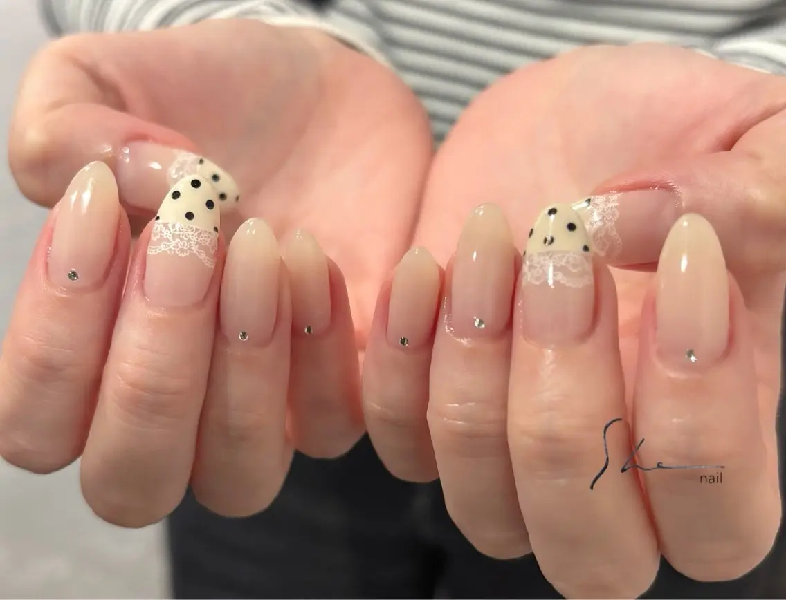 ネイル ハンドネイル SHE adusaのネイルデザイン